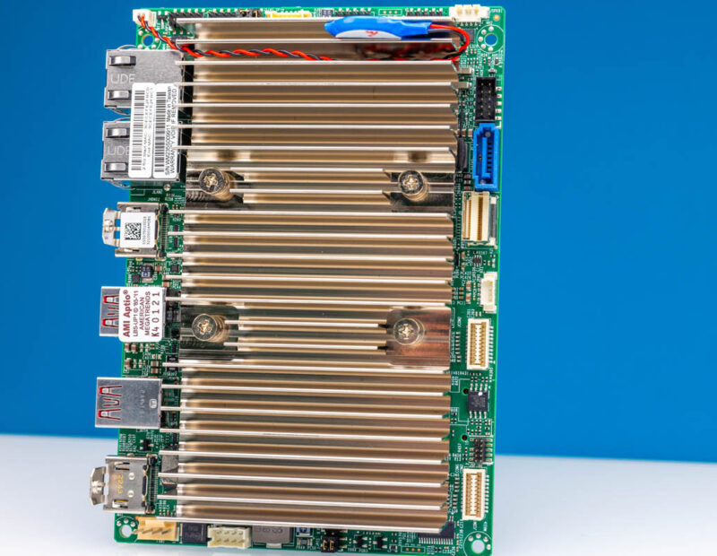 Supermicro X13SAN H Leading Edge Angle